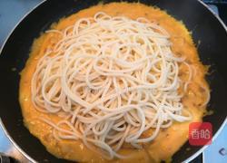奶香胡萝卜洋葱意面的做法图解17