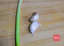 圆白菜炒木耳的做法图解4