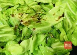 圆白菜炒木耳的做法图解10