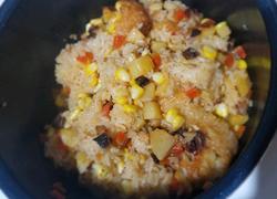 香肠糯米煲仔饭