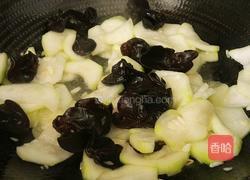 蒲瓜炒木耳的做法图解9