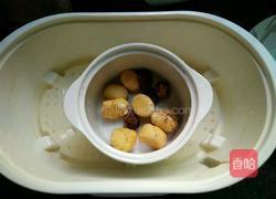 香菇板栗瘦肉汤的做法图解4