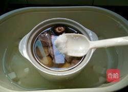 香菇板栗瘦肉汤的做法图解6