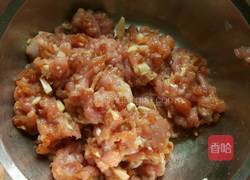 娃娃菜肉卷的做法图解2