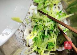 响油香芹藕片的做法图解7
