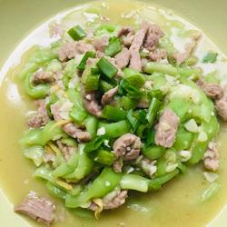 丝瓜炒肉的做法[图]