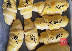 火腿鲜虾披萨的做法图解6