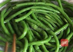 凉拌豆角的做法图解3
