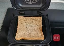 果酱烤吐司的做法图解3