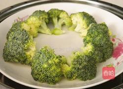 清蒸西兰花虾仁的做法图解5