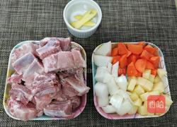 韩式炖排骨的做法图解1