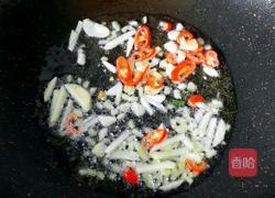 秋葵炒鸡丁的做法图解13