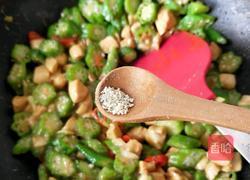 秋葵炒鸡丁的做法图解18
