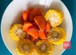 瓦罐排骨玉米汤的做法图解2