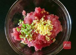 西红柿肉丸汤的做法图解2