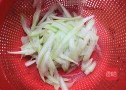 西芹炒瘦肉的做法图解8