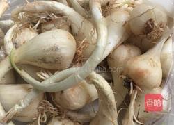 藠头炒酸菜的做法图解1