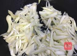 藠头炒酸菜的做法图解7