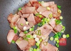 彩椒肘花肉炒饭（5分钟快手炒饭）的做法图解7