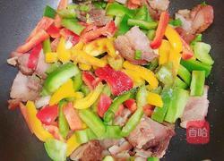 彩椒肘花肉炒饭（5分钟快手炒饭）的做法图解9