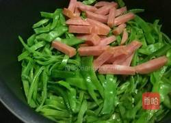 梅豆角炒火腿鸡蛋的做法图解3