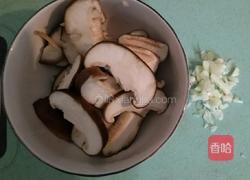 香菇油菜面的做法图解2