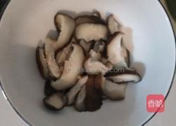 香菇油菜面的做法图解5