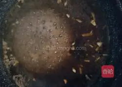 Illustration of how to make mushroom and rapeseed noodles 8