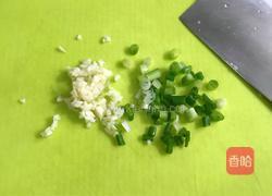 酸汤饺子的做法图解1