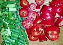 香辣鸡蛋的做法图解2