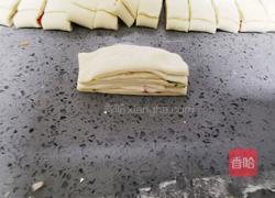 红椒火腿肠花卷的做法图解17