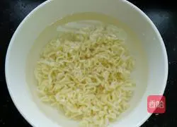 Illustration of how to make fried noodles 6