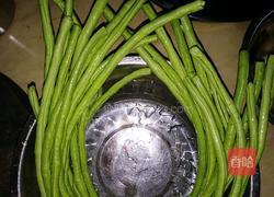 蛋炒豆角的做法图解2