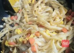 火腿鸡蛋炒面的做法图解15