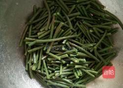 长豆角炒肉的做法图解4