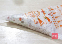 宝宝营养辅食——鱿鱼肠的做法图解7