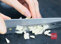 超简单的减肥版蒜蓉金针菇的做法图解2