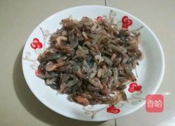 小河虾炒蛋的做法图解1