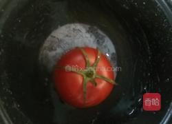 番茄炖土豆的做法图解1