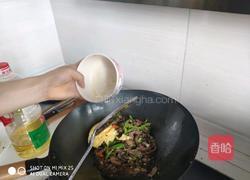 青椒鸡蛋嫩牛肉丝的做法图解8