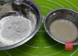 大虾芝士披萨的做法图解1