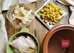 竹荪莲子百合板栗鸡汤的做法图解4