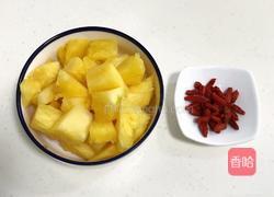 桃胶银耳凤梨甜汤的做法图解2