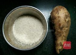 黄芯地瓜粥的做法图解1