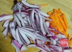 番茄酱炒意大利面的做法图解1