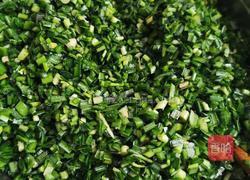 韭菜盒子的做法图解2