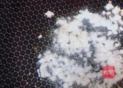 蒜苔炒肉末的做法图解2