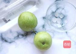 梨不仅可以当水果生吃还可以做成去暑饮料喝的做法图解1
