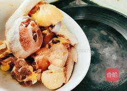 蒲菜炖鸡的做法图解2