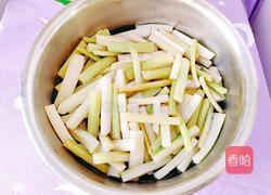 蒲菜炖鸡的做法图解9